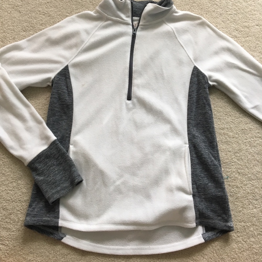 Quarter Zip Pullover